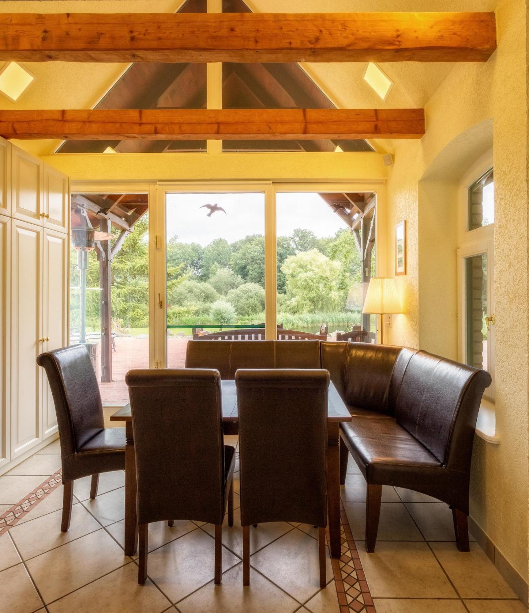 J1 Idyllisches Ferienhaus Mit Seeblick Julchendorf Exterior foto